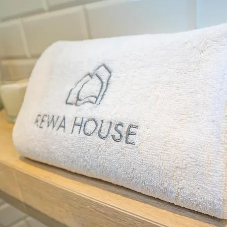 Dom wakacyjny House *
